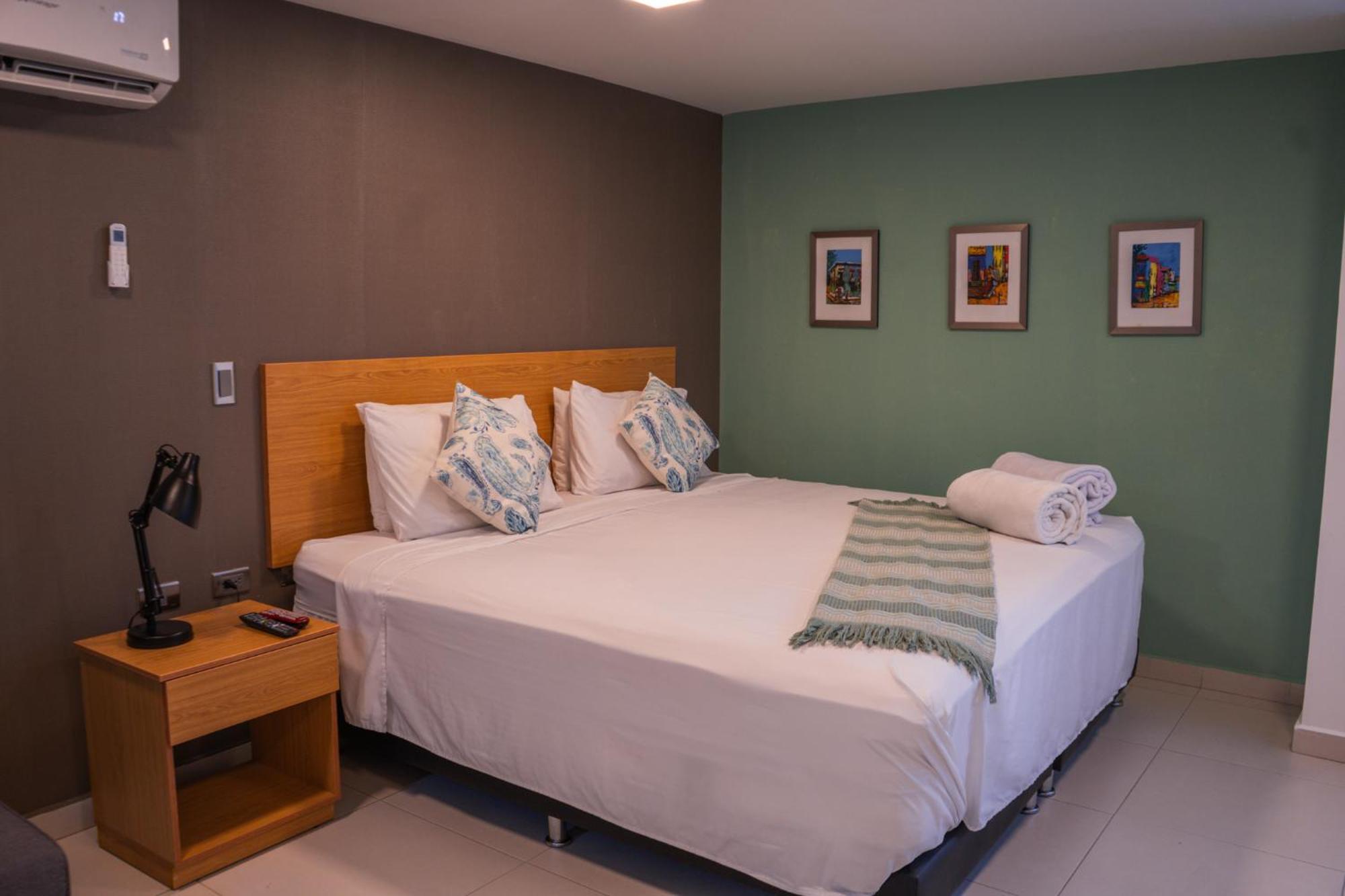 Hotel Bambu Milla De Oro Медельин Экстерьер фото